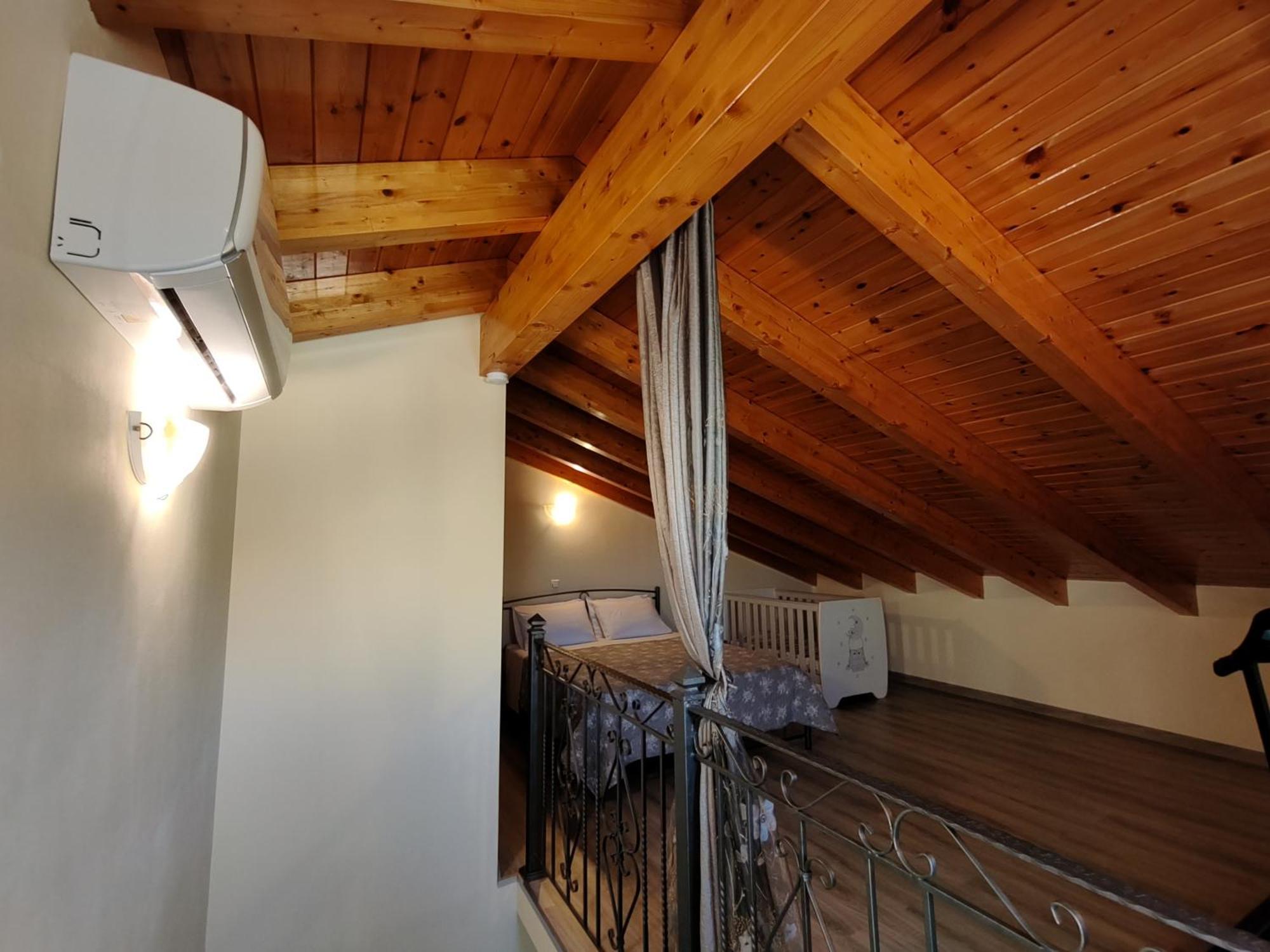 Silver Pearl Apartment