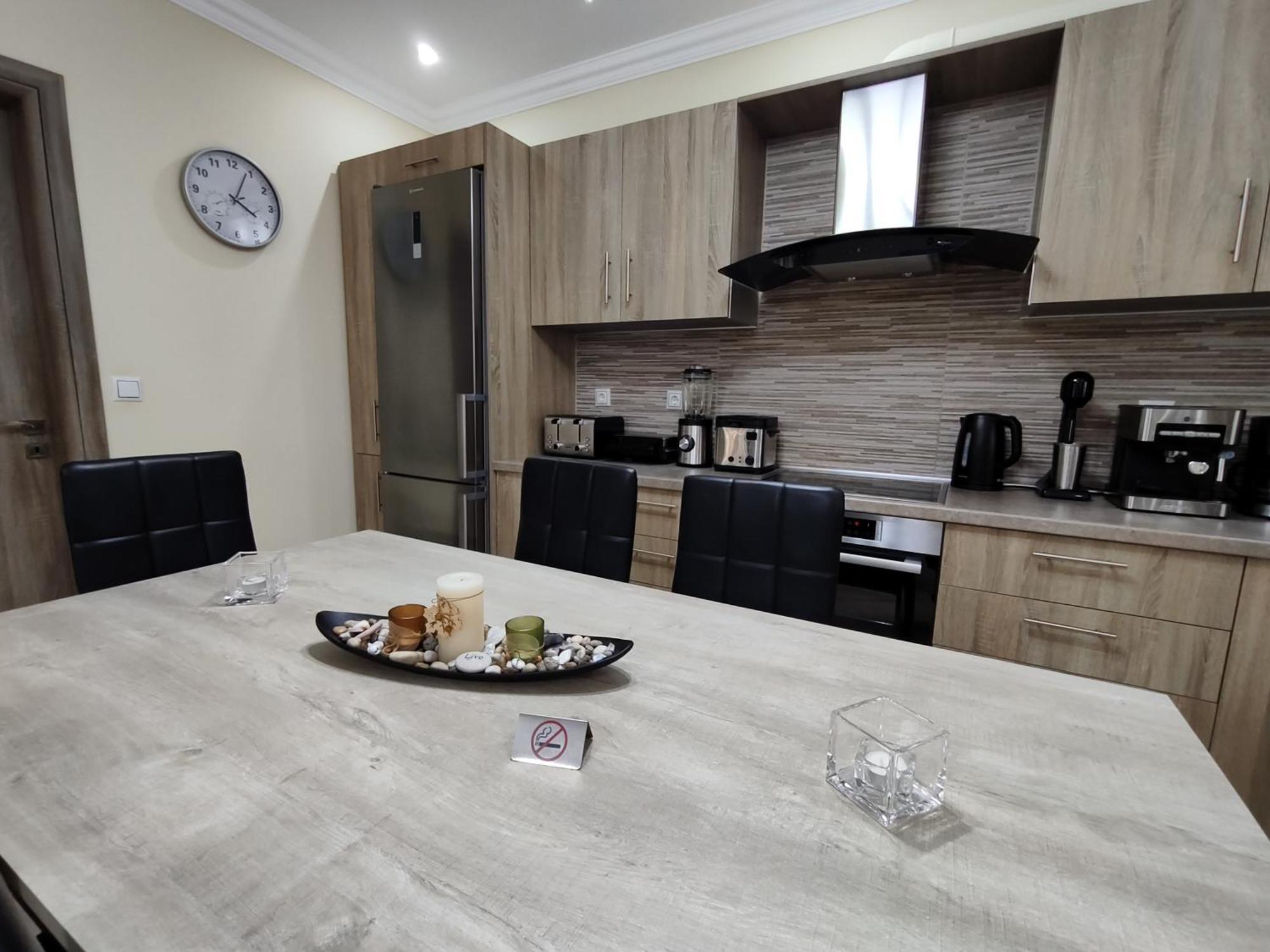 Silver Pearl Apartment